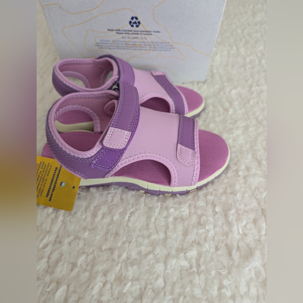 Everest girls Youth sandals Size 2